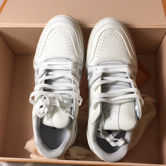 Louis Vuitton trainer - Picture 2 of 5